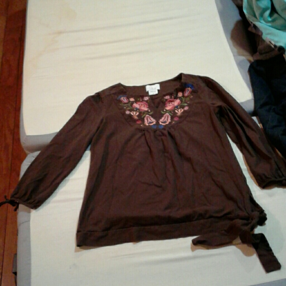 maternity shirt